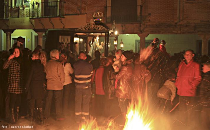foto de virgen de los pegotes