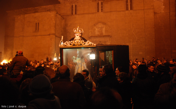 foto de virgen de los pegotes