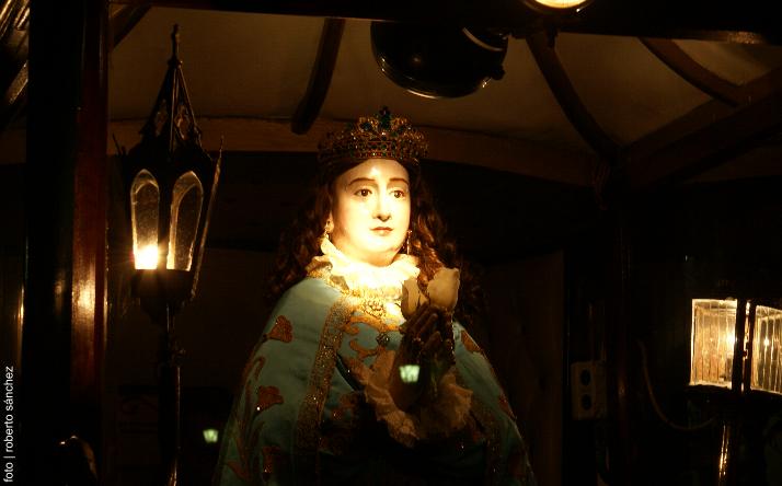 foto de virgen de los pegotes